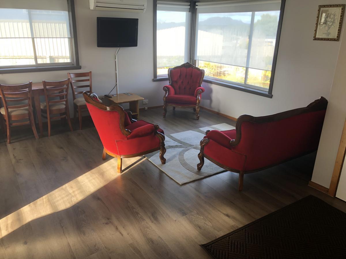 Waratah Falls Holiday Unit מראה חיצוני תמונה